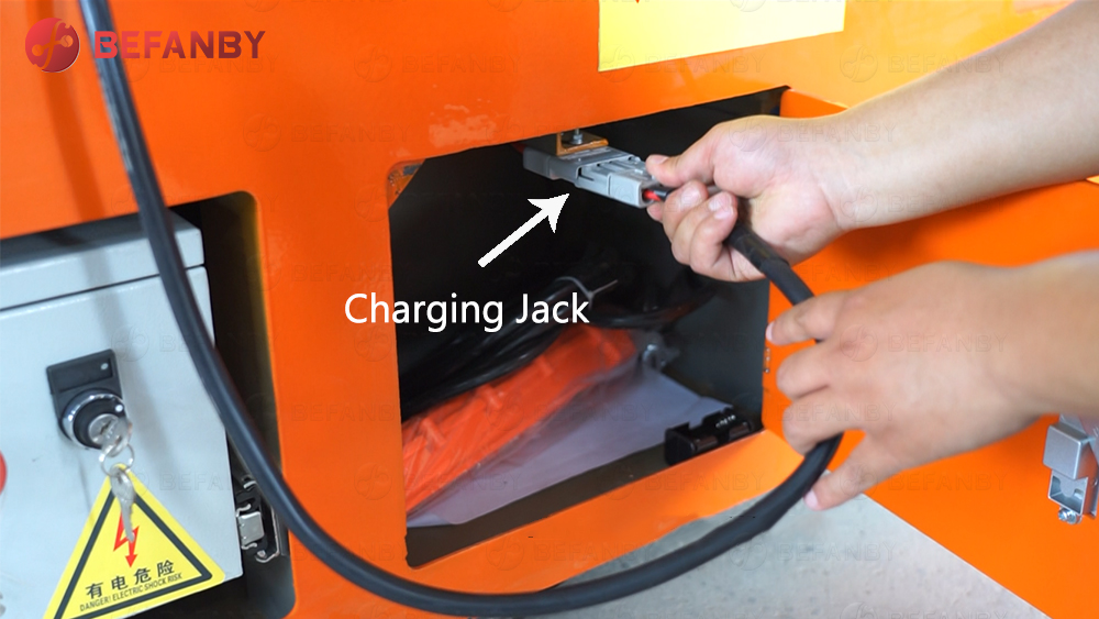 نحوه محافظت از باتری یک چرخ دستی انتقال الکتریکی در برابر آسیب ناشی از شارژ سریع (1)